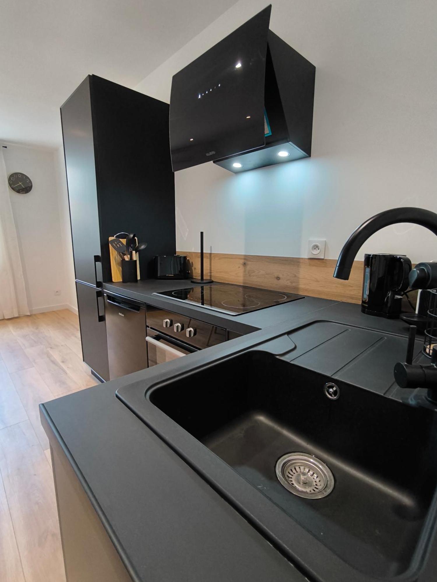 Sublime T2 En Plein Centre Climatise Apartment Montélimar Екстериор снимка